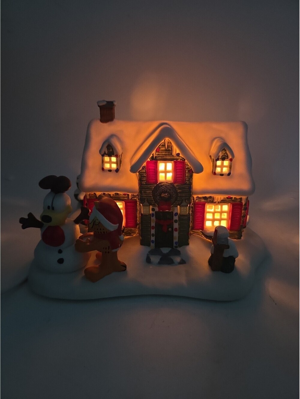 1994 Danbury Mint Lighted Garfield's Christmas Village Christmas at Garfield's